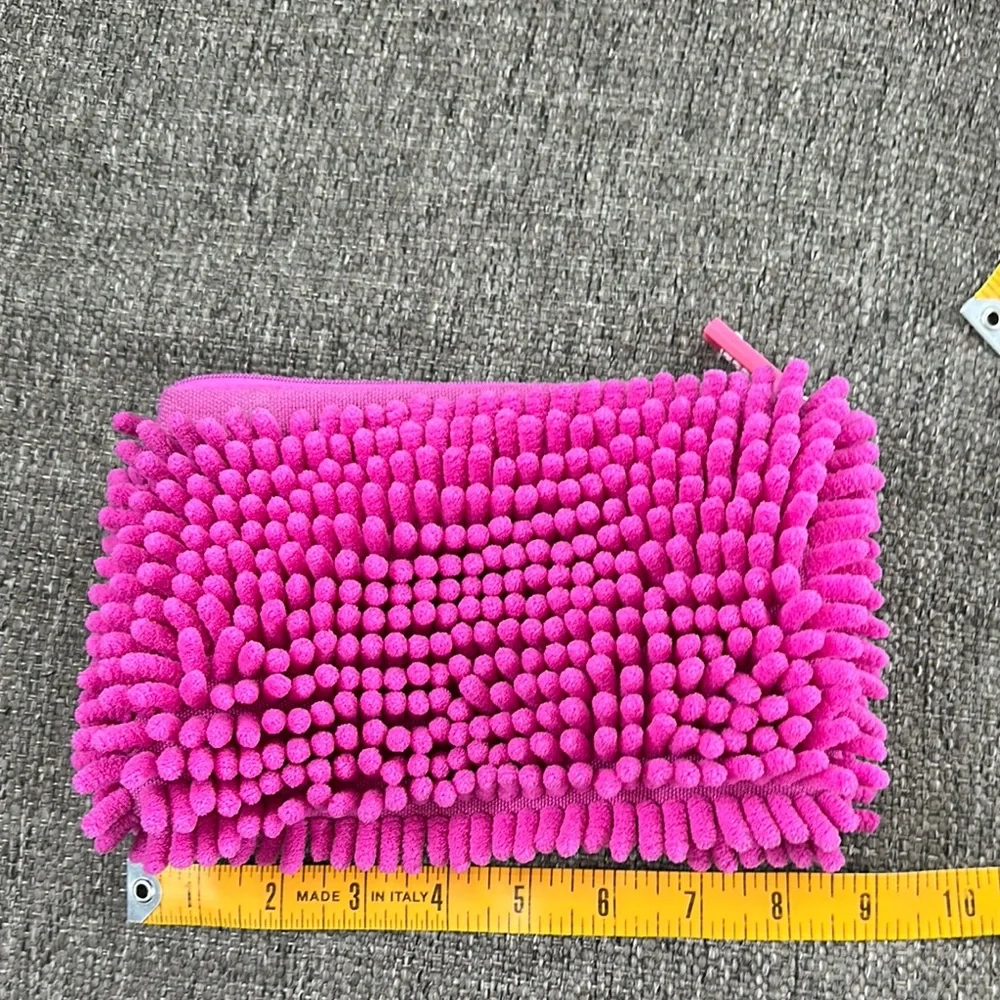Yoobi Pink Textured Pencil Pouch